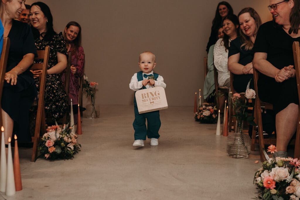ringen moment ceremonie bruiloft VRIJ Culemborg